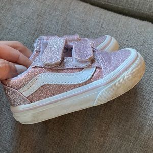 Vans Sneakers, baby. Size 5